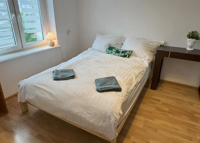 Legionów 50 - Etezje *